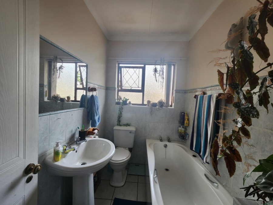2 Bedroom Property for Sale in George Central Western Cape